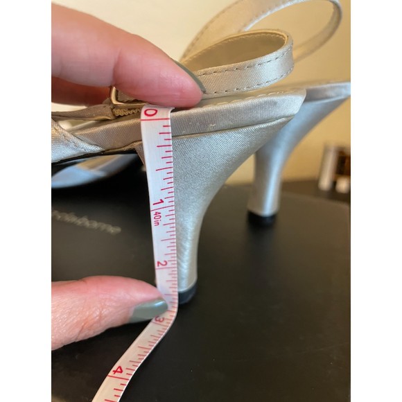 Liz Claiborne Massey Silver Gray Satin Embellished Slingback Heels - Sz 9.5 - Picture 6 of 8